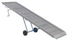Load image into Gallery viewer, Aluminum Grip-Strut Walk Ramps